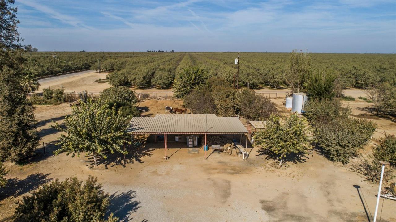 27249 Snow Road - Photo 1