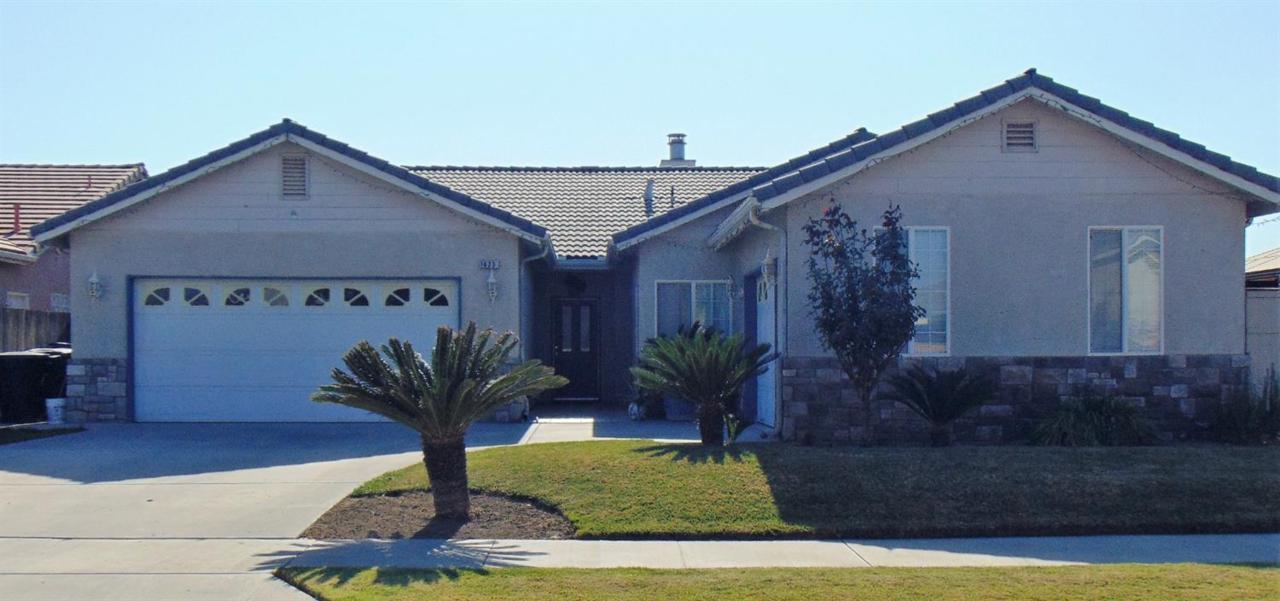 1623 Eagle Street - Photo 1
