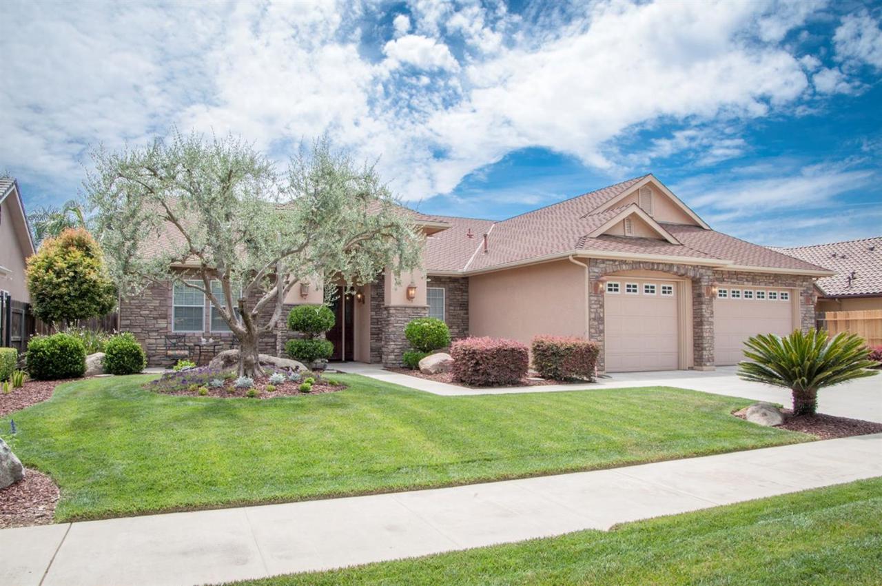 4719 Oriole Court - Photo 1