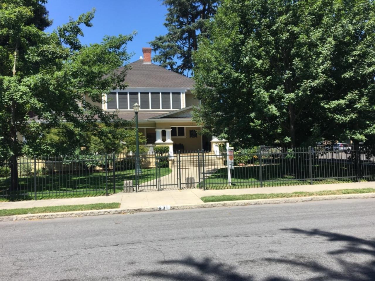 631 Encina - Photo 1