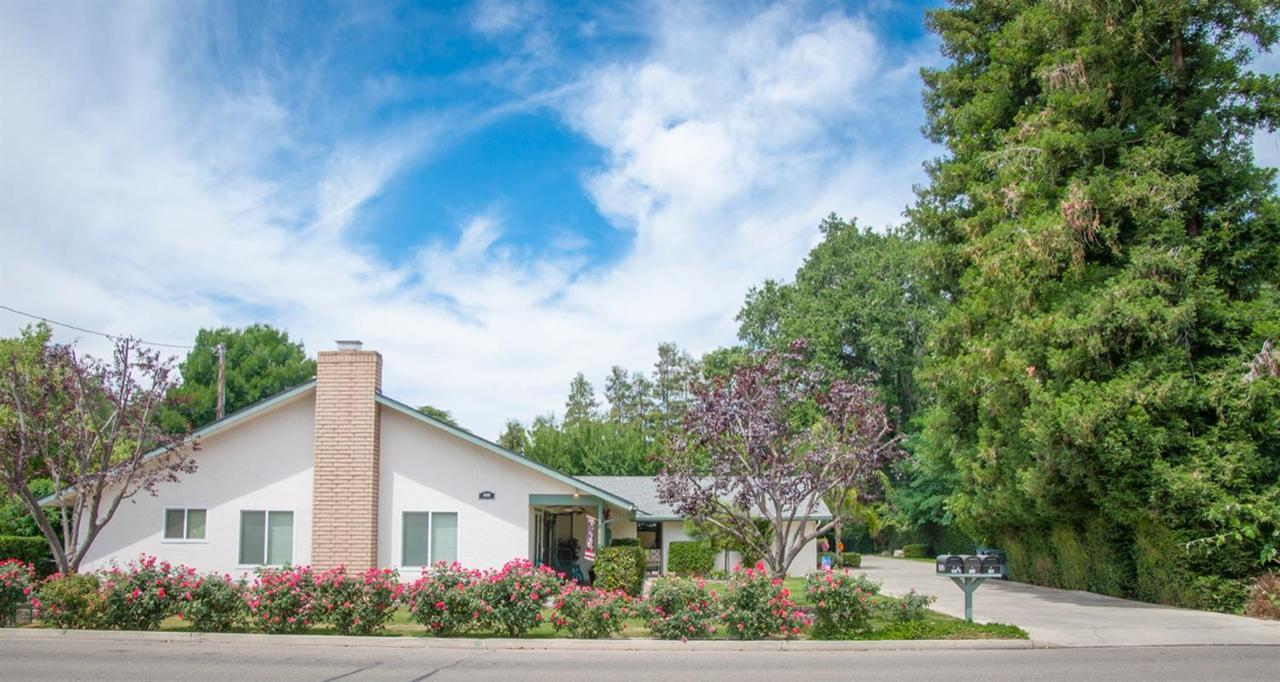111 Linwood Street - Photo 1