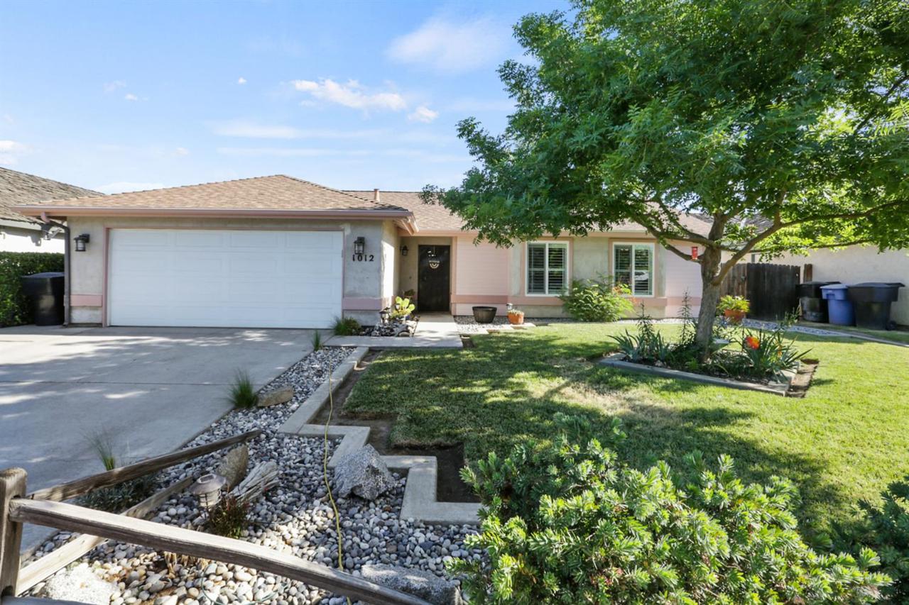 1012 Heartwood Way - Photo 1
