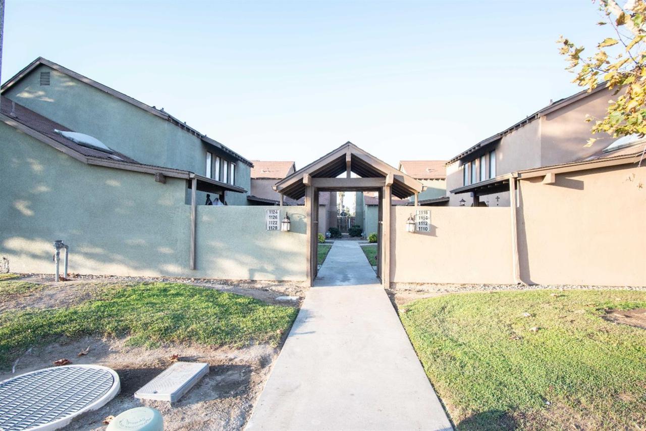 1127 Bel Aire Circle - Photo 1