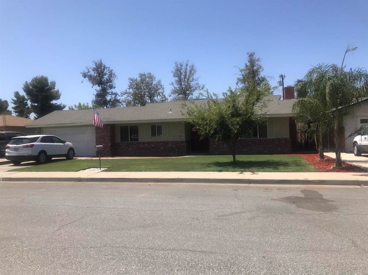 541 Cloverleaf Street - Photo 1