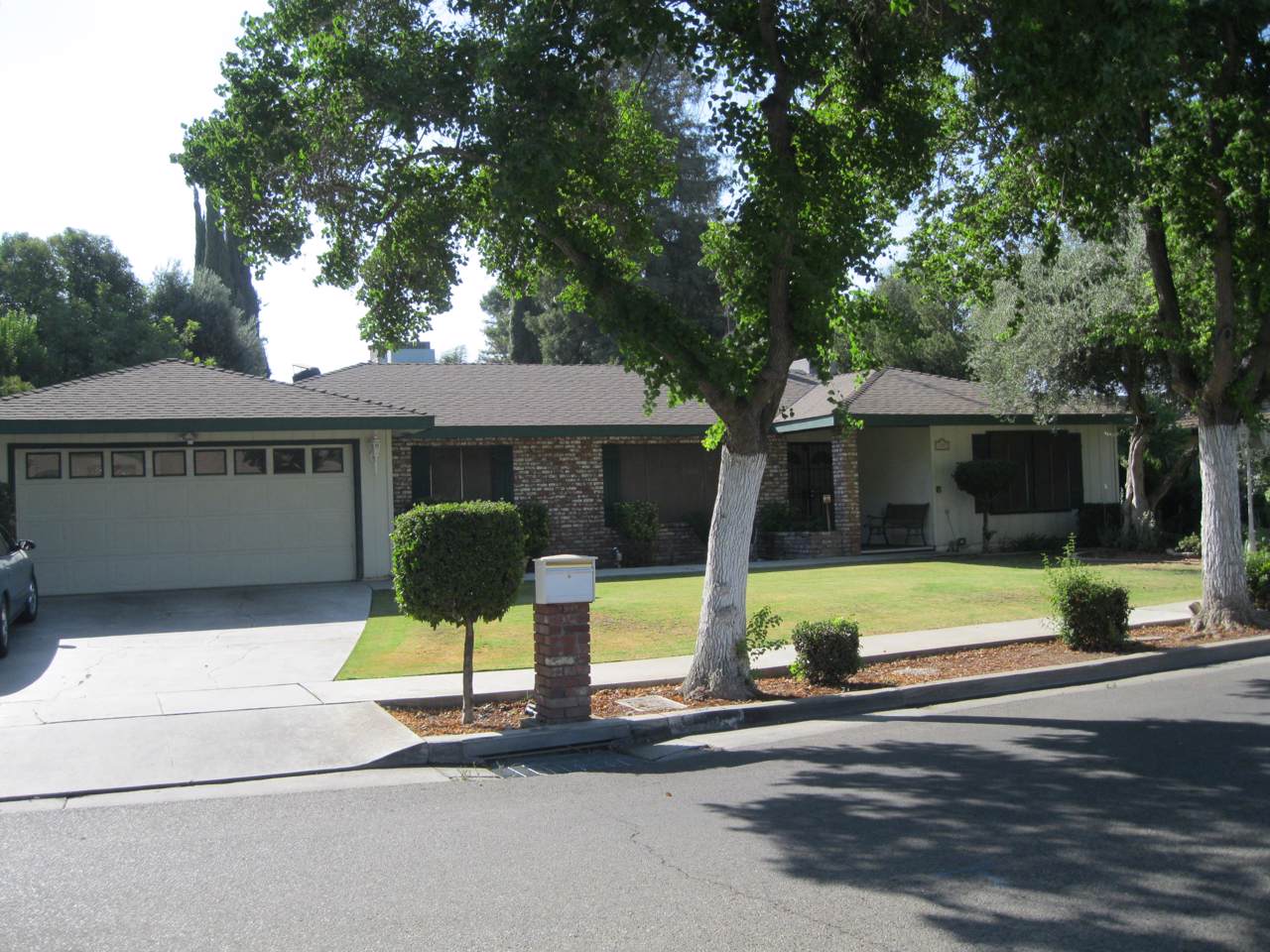 1457 Kaweah Drive - Photo 1