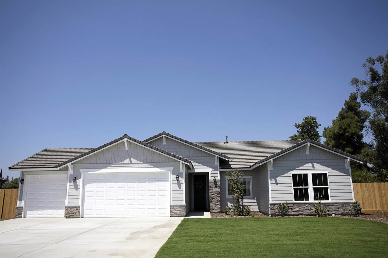 32137 Mountain View Road - Photo 1