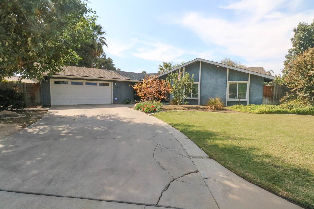 1821 Royal Oaks Drive - Photo 1