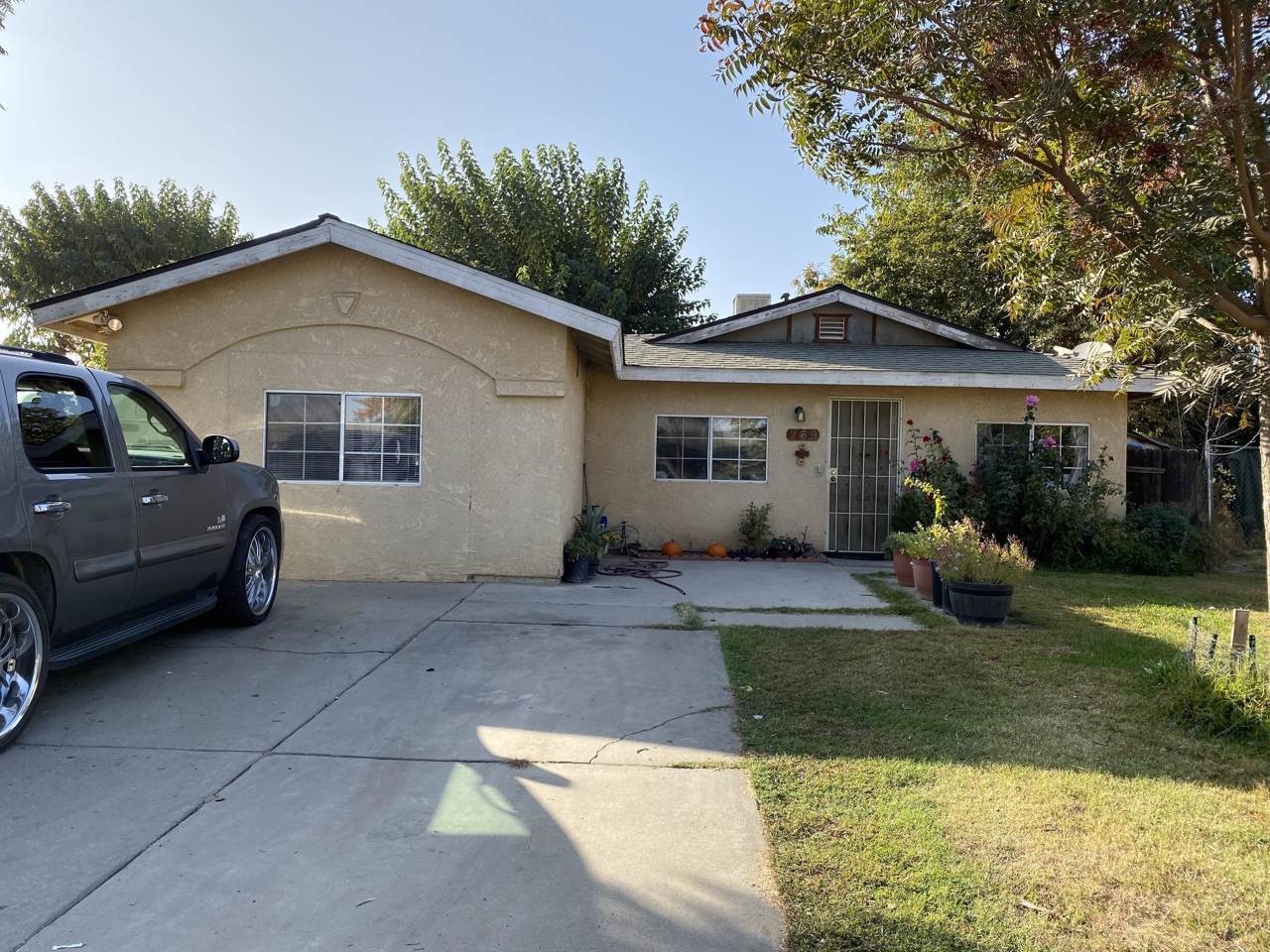769 Matthew Avenue - Photo 1