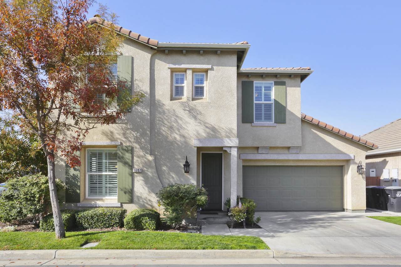 1607 Selva Court - Photo 1