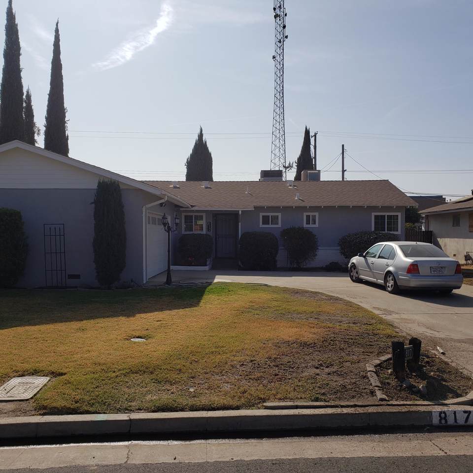 817 Lyndale Drive - Photo 1