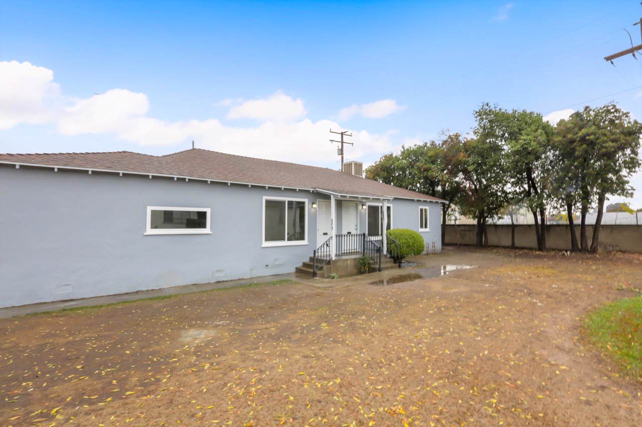 563 Welch Drive - Photo 1