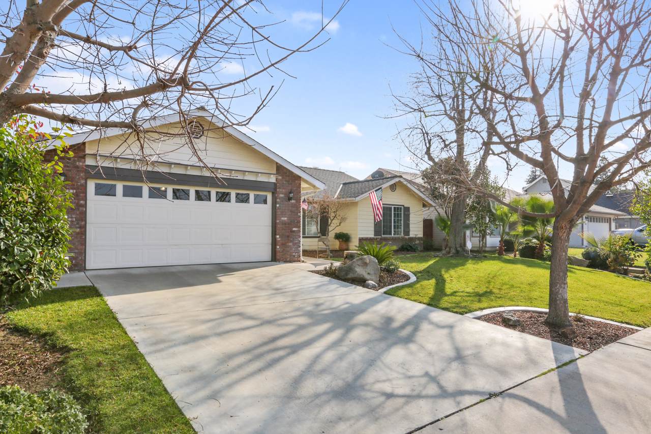 505 Lone Oak Court - Photo 1