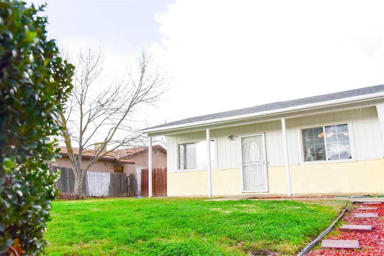 1540 Holste Avenue - Photo 1