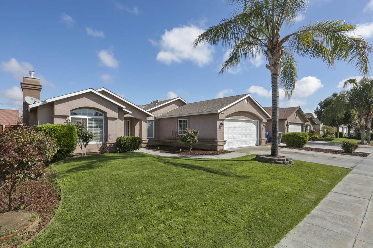 2285 Bay Ct Court - Photo 1