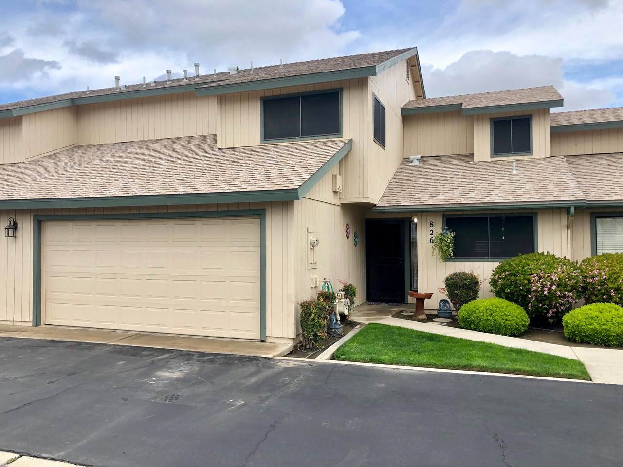 826 Grand Avenue - Photo 1