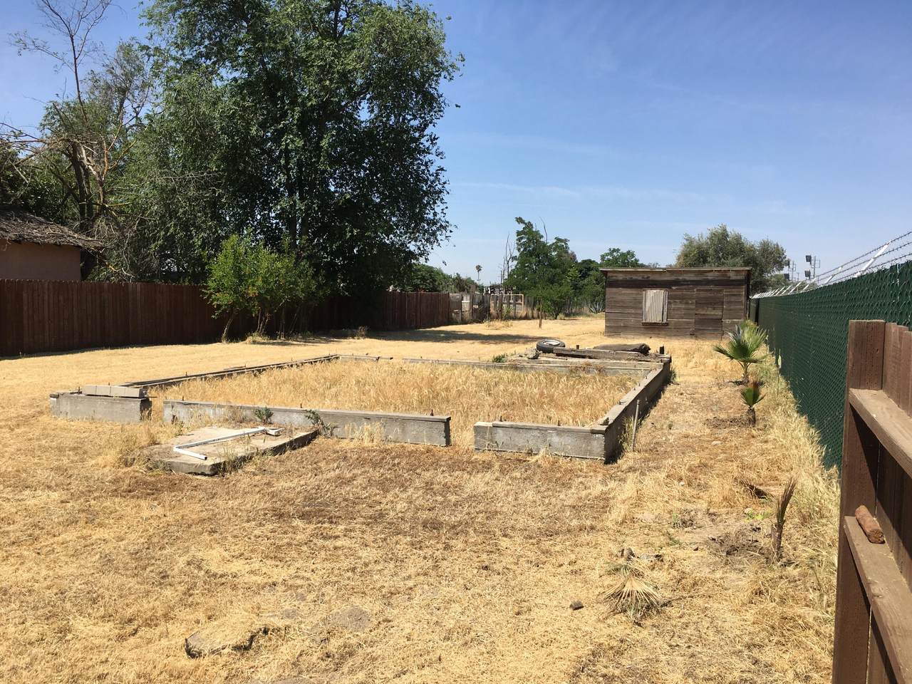 808 Phillips Street - Photo 1
