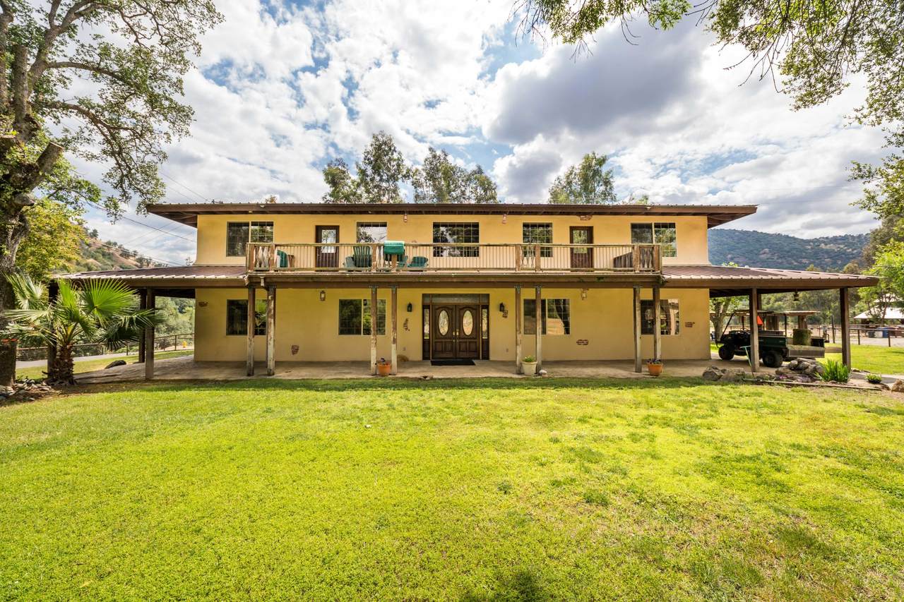 42811 Kaweah River Drive - Photo 1