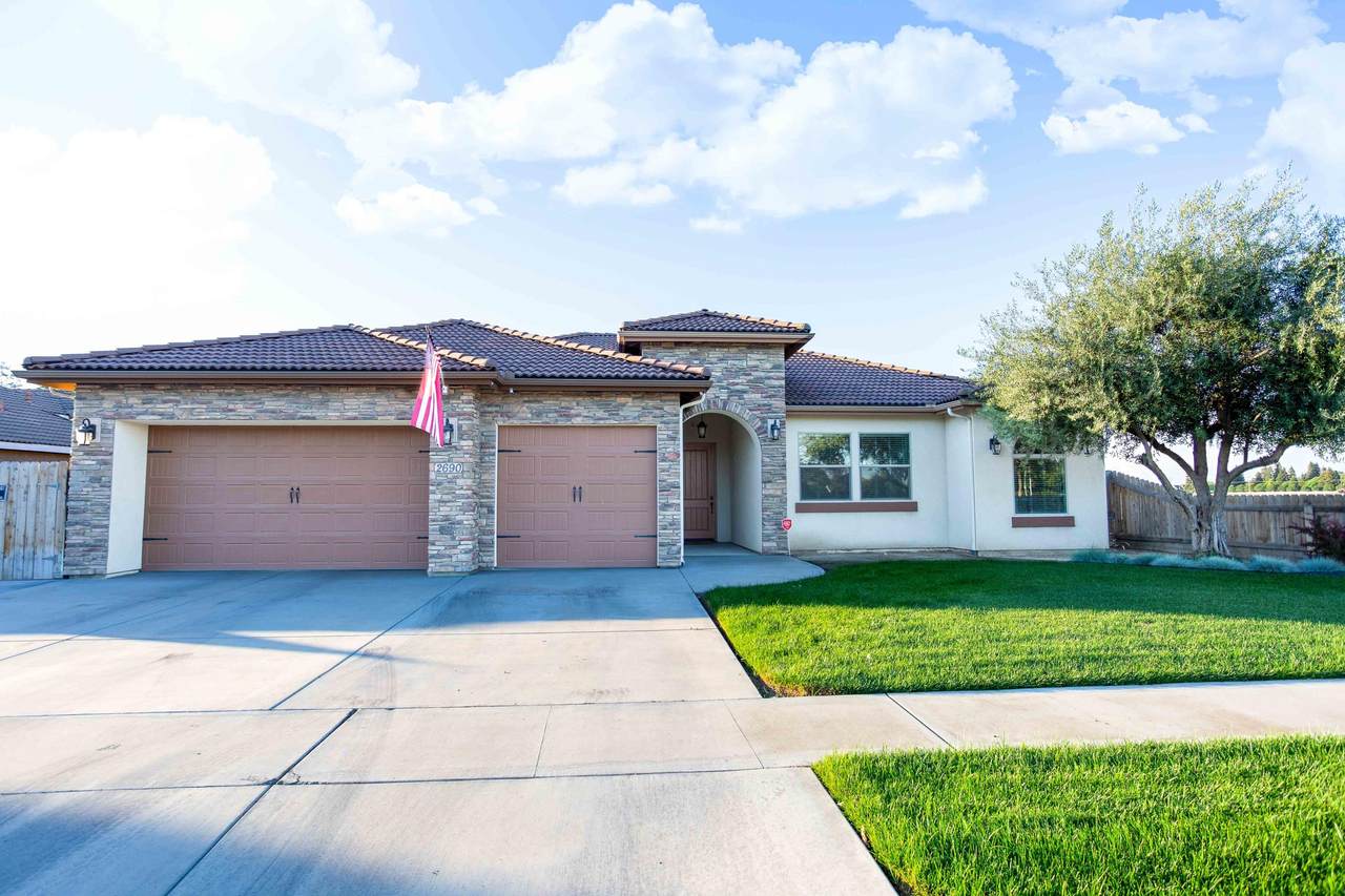 2690 Sand Hills Avenue - Photo 1