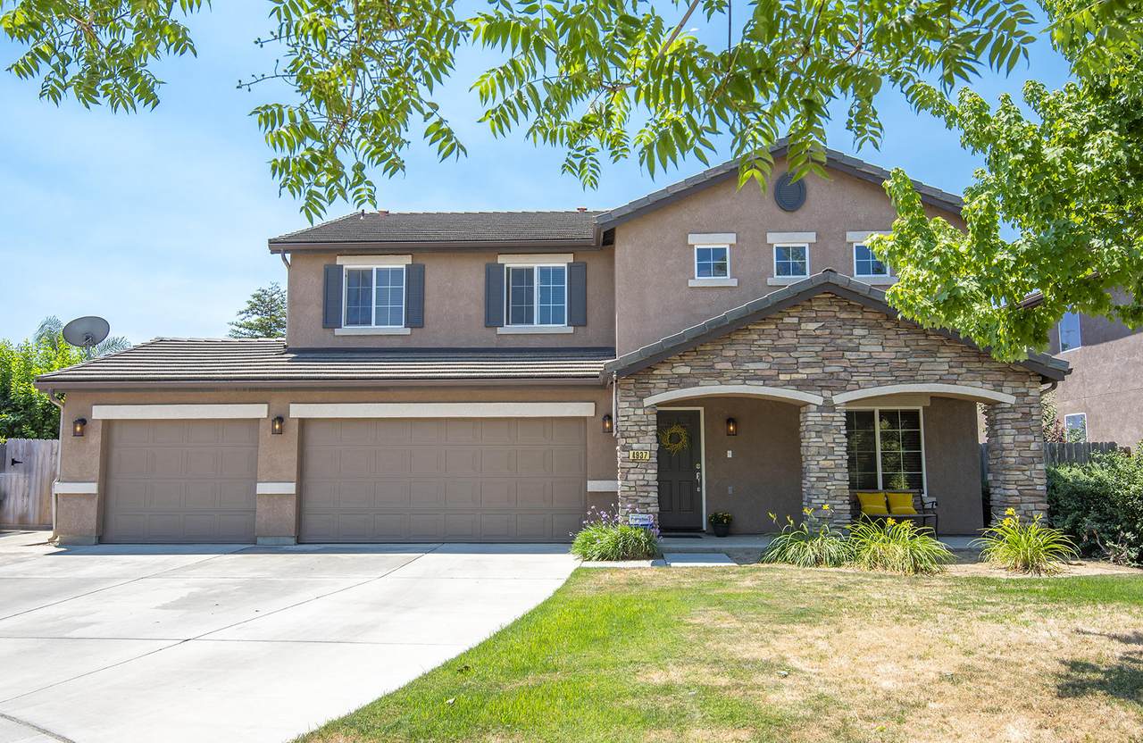 4937 Nellis Court - Photo 1