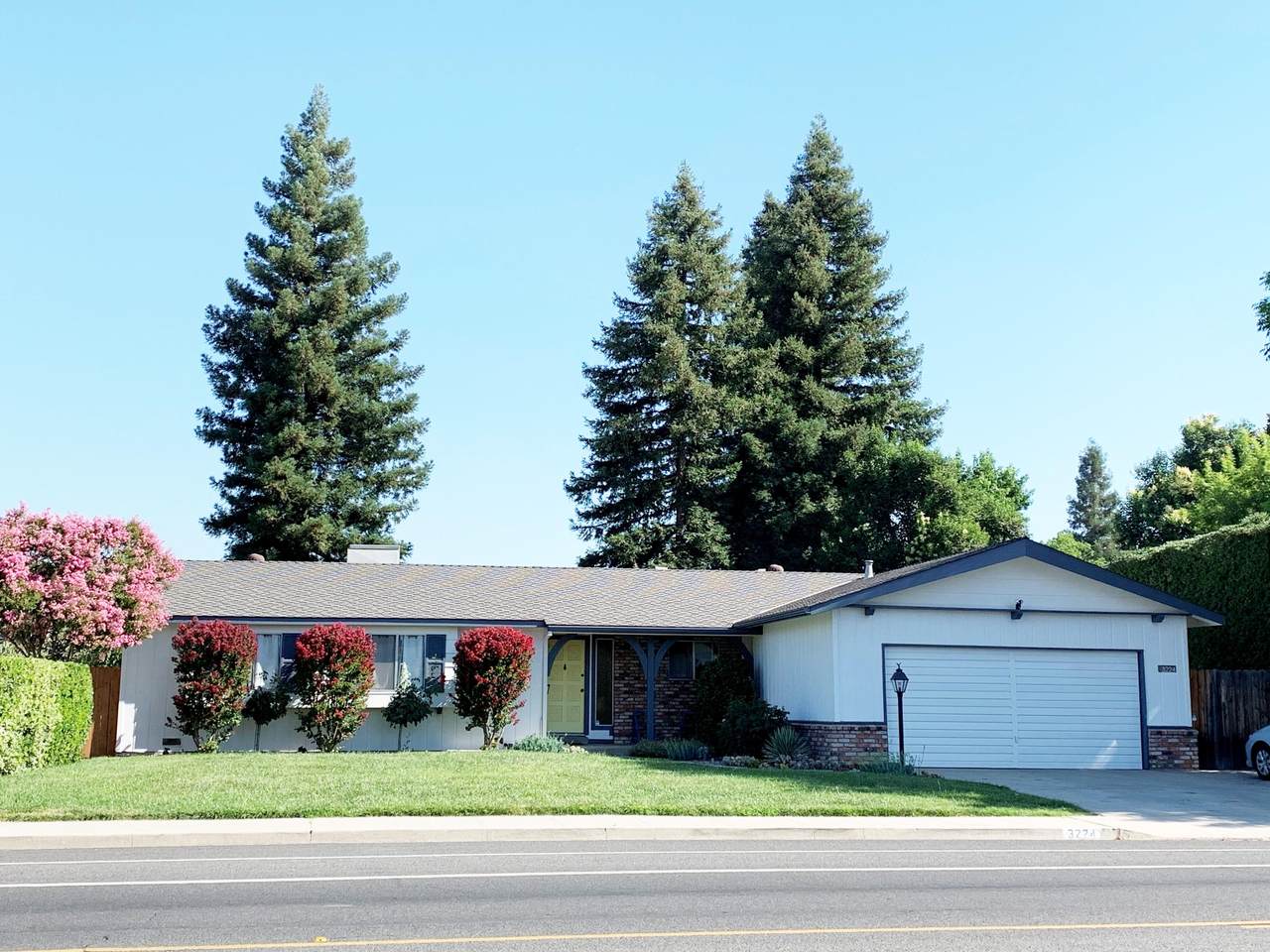 3224 Mill Creek Drive - Photo 1