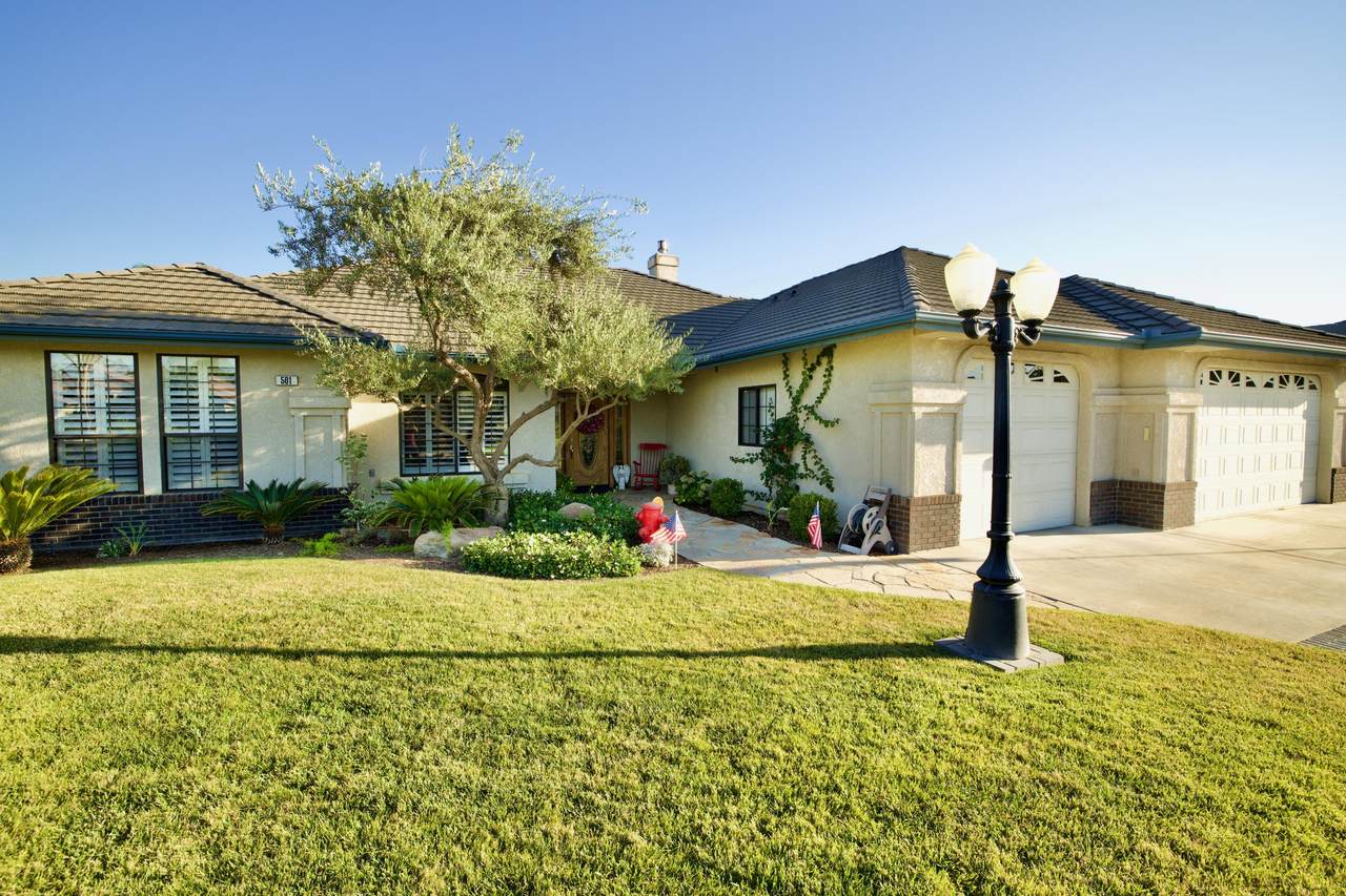 501 Sherwood Court - Photo 1