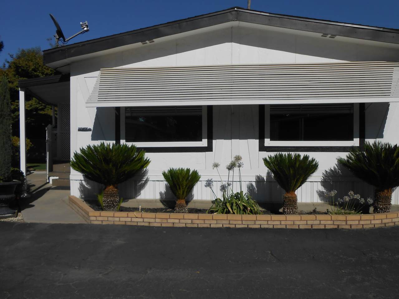 2400 Midvalley Avenue - Photo 1