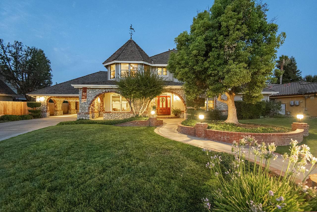 3428 Bridge Street - Photo 1