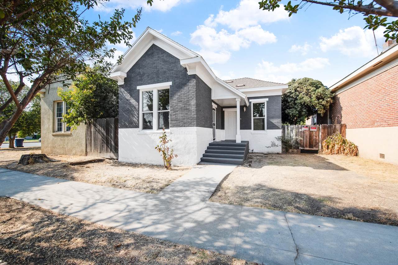 240 King Avenue - Photo 1