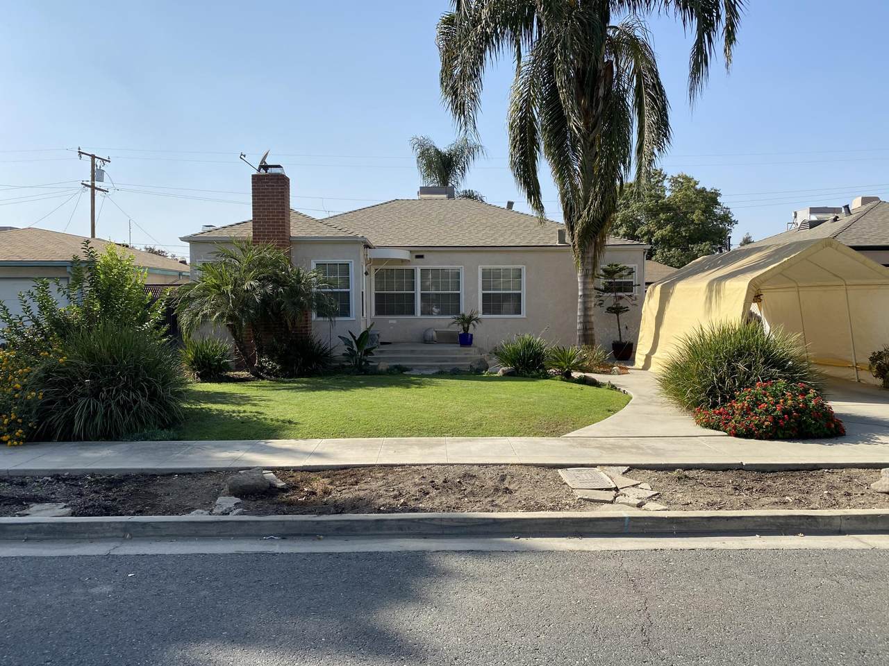 537 Auburn Street - Photo 1