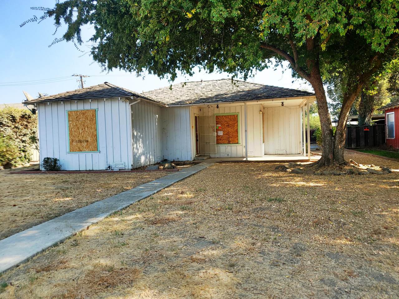 1212 Conyer Street - Photo 1