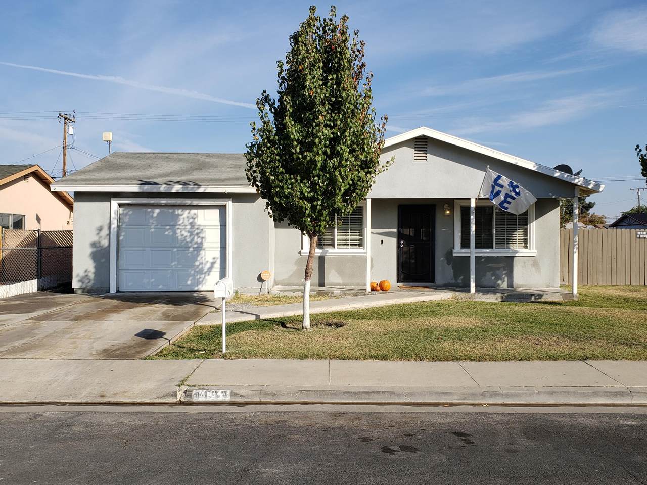 1193 Elberta Drive - Photo 1