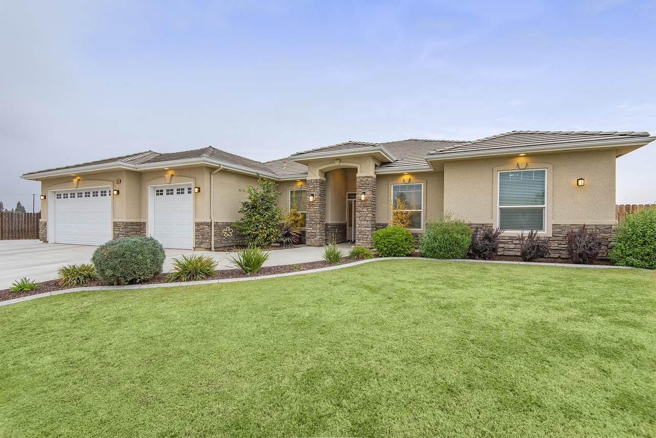 1136 Citrus Court - Photo 1