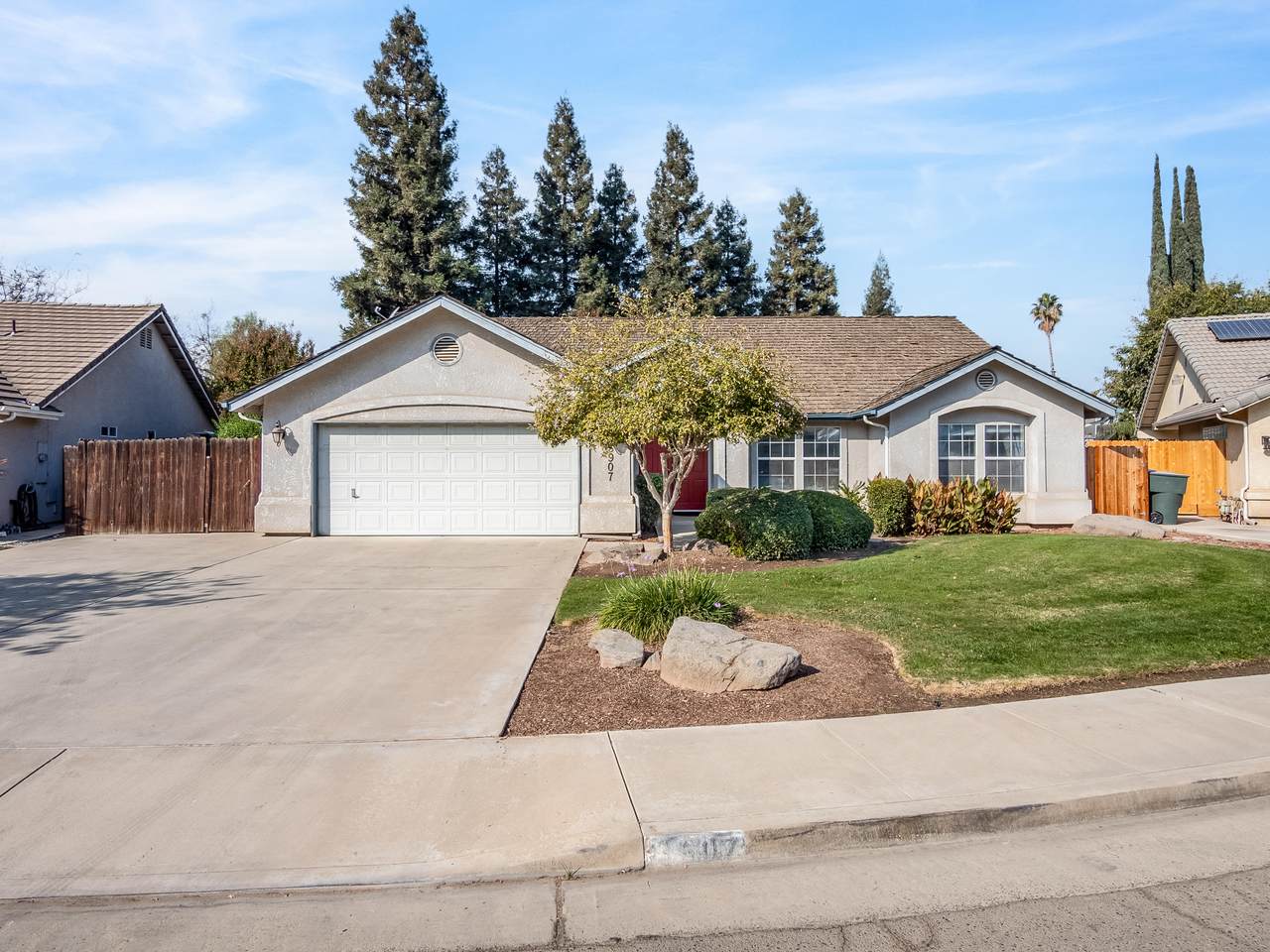 3907 Vickie Court - Photo 1