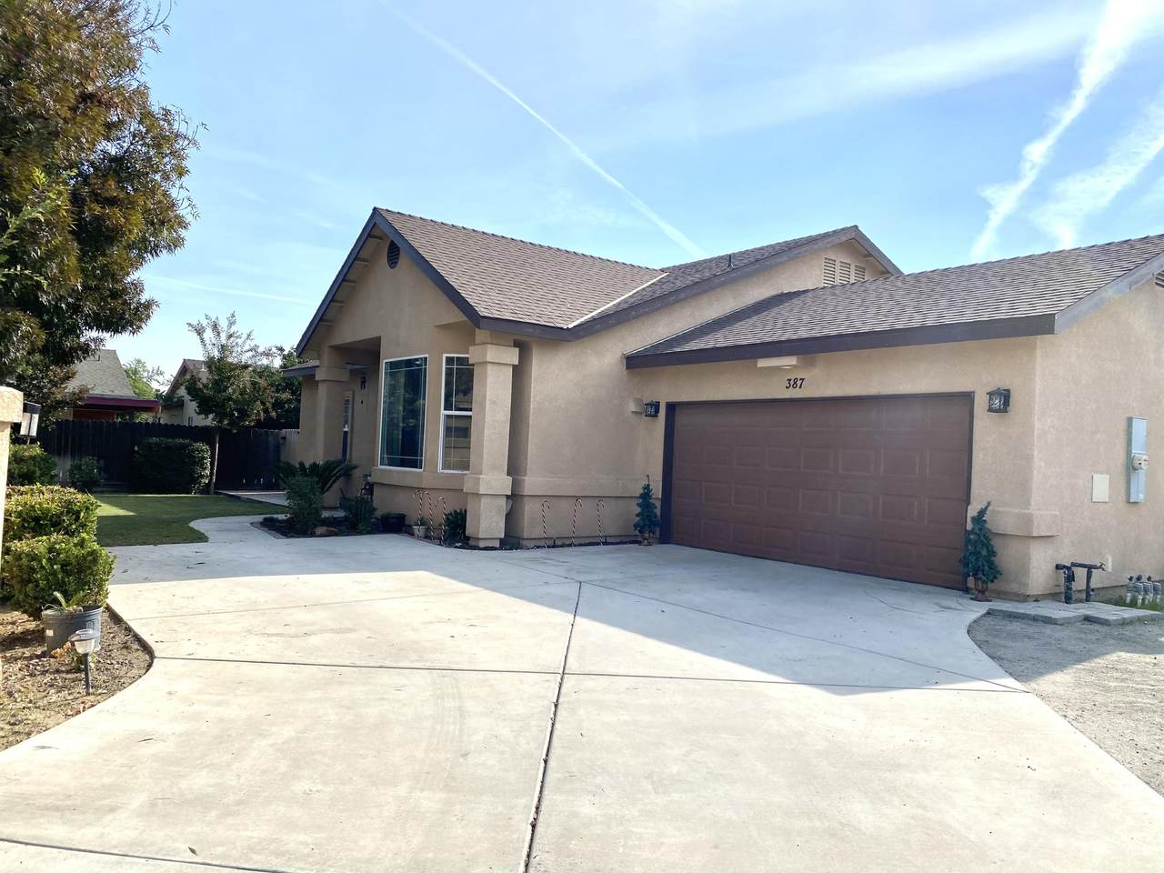 387 Trinta Street - Photo 1