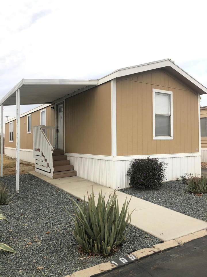 720 Worth Avenue - Photo 1