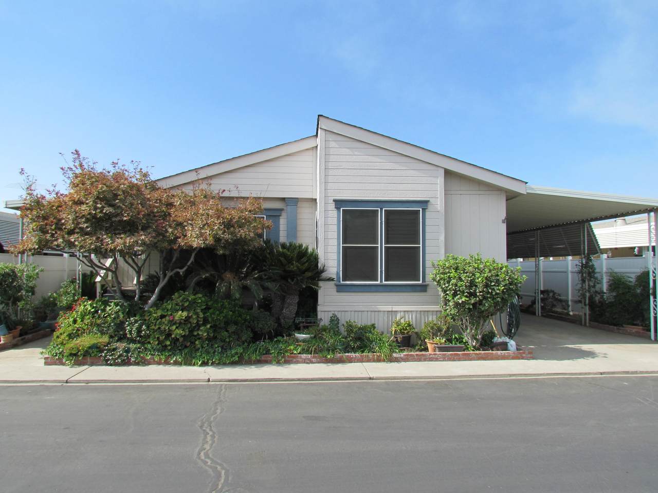 1551 6th Drive - Photo 1