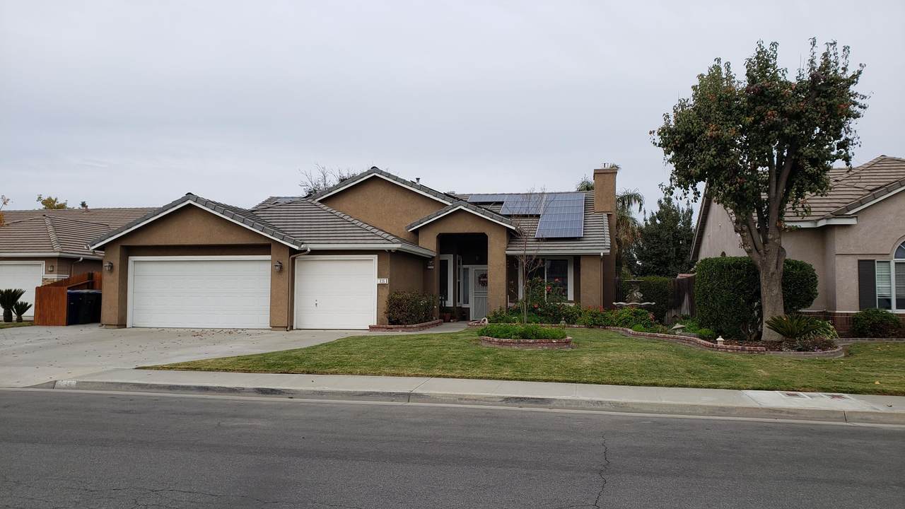 836 Redwood Circle - Photo 1