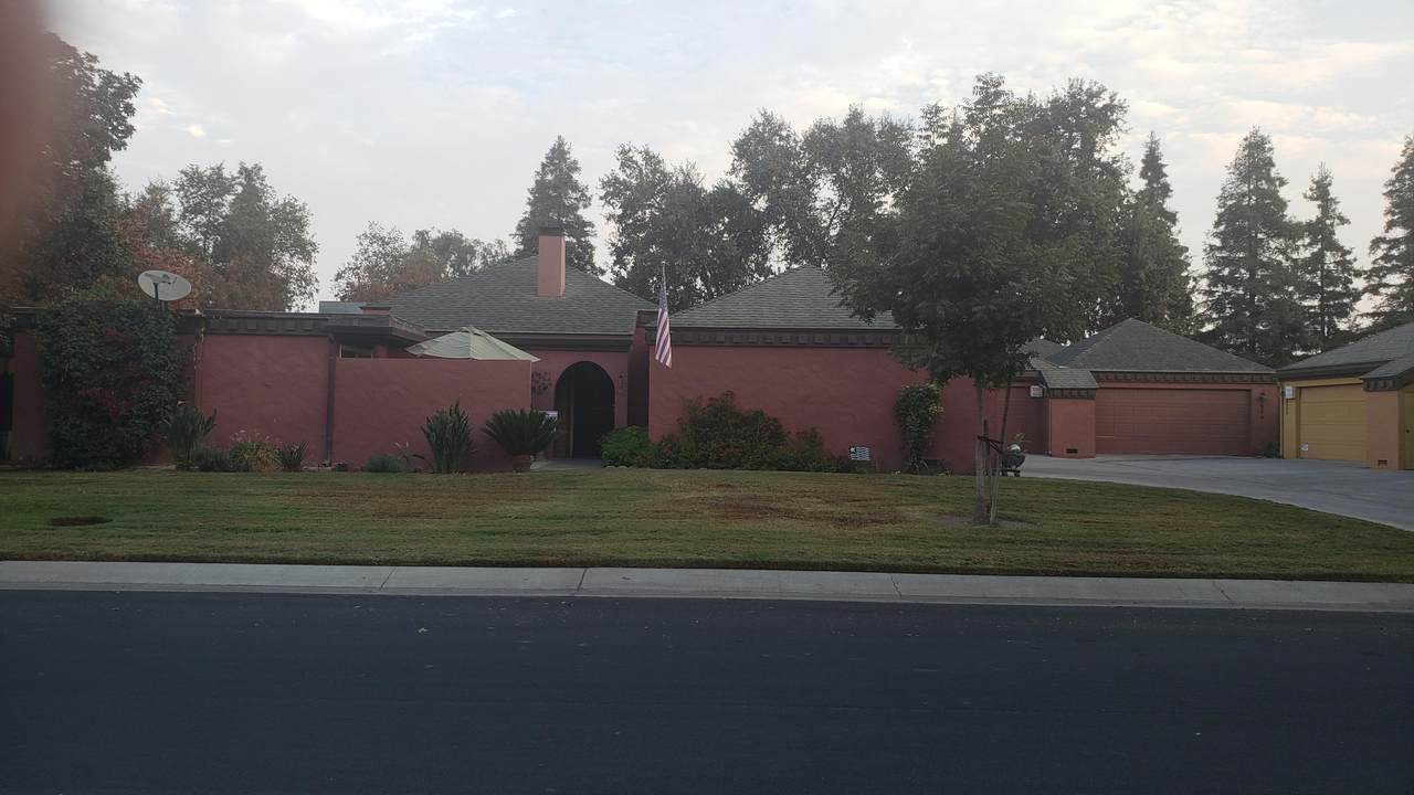 2950 Border Links Drive - Photo 1