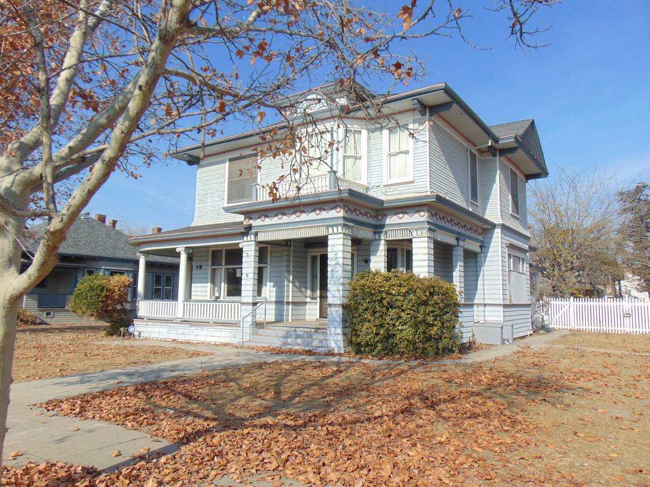 130 11th Street - Photo 1