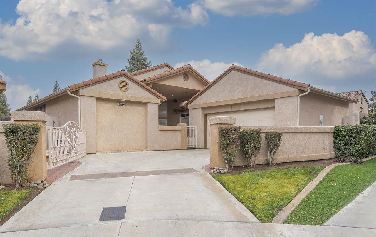 1650 Victor Avenue - Photo 1