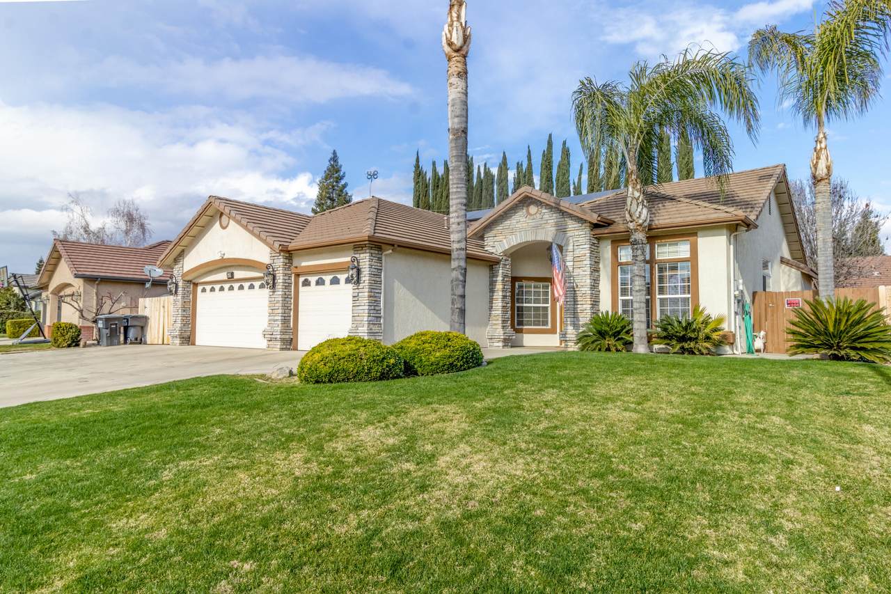 2428 Beech Drive - Photo 1