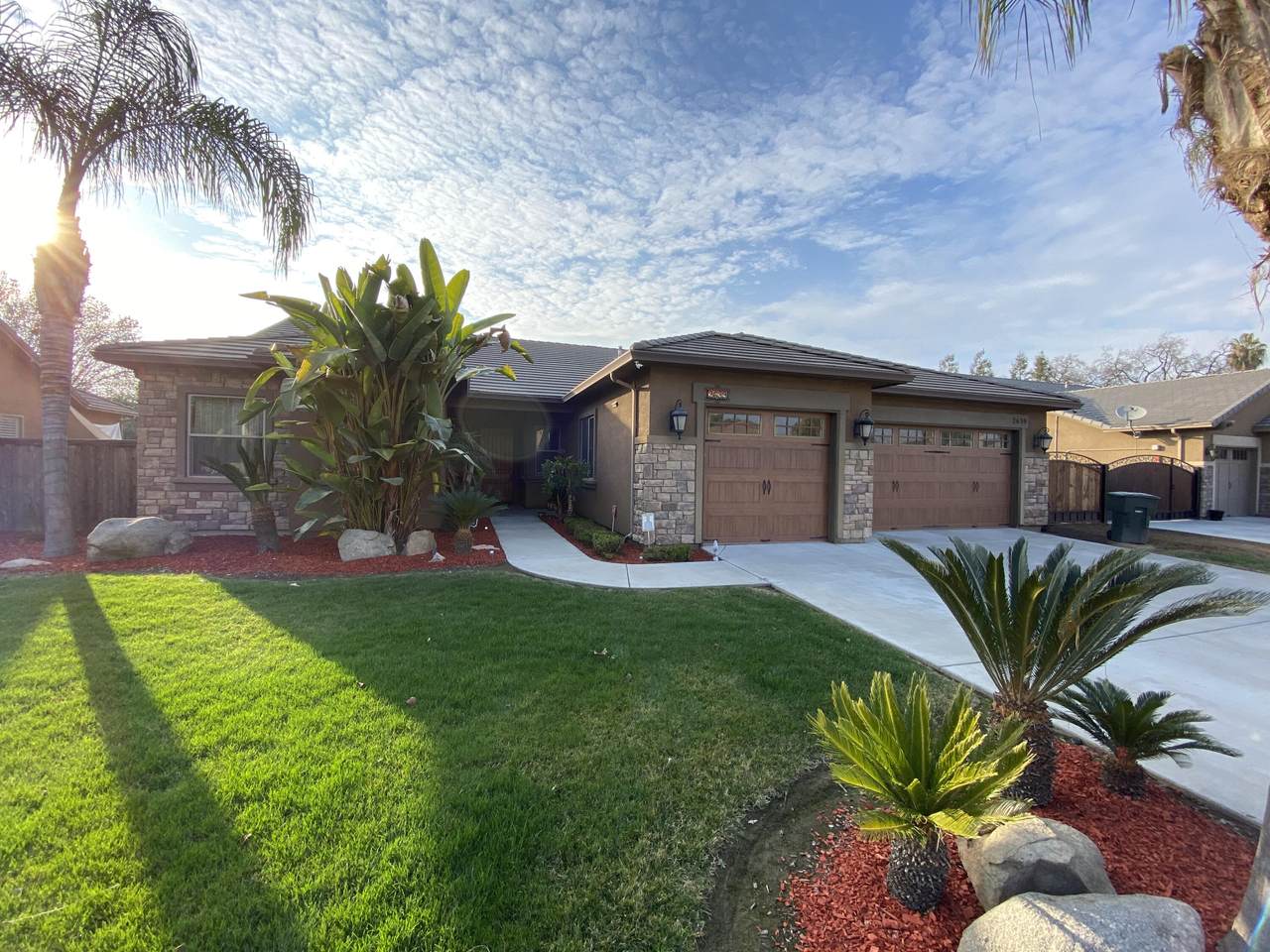 2639 Chinowth Street - Photo 1