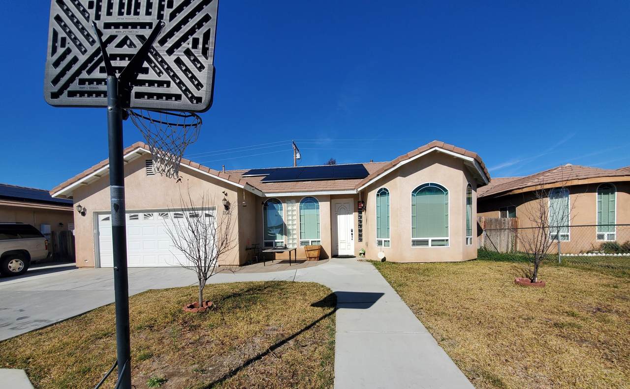 1106 Forest Avenue - Photo 1