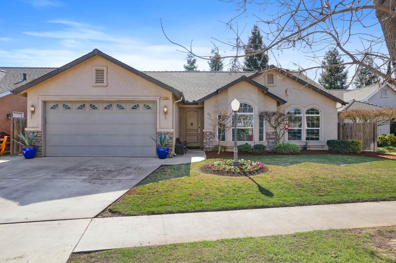 1126 Meadow Avenue - Photo 1