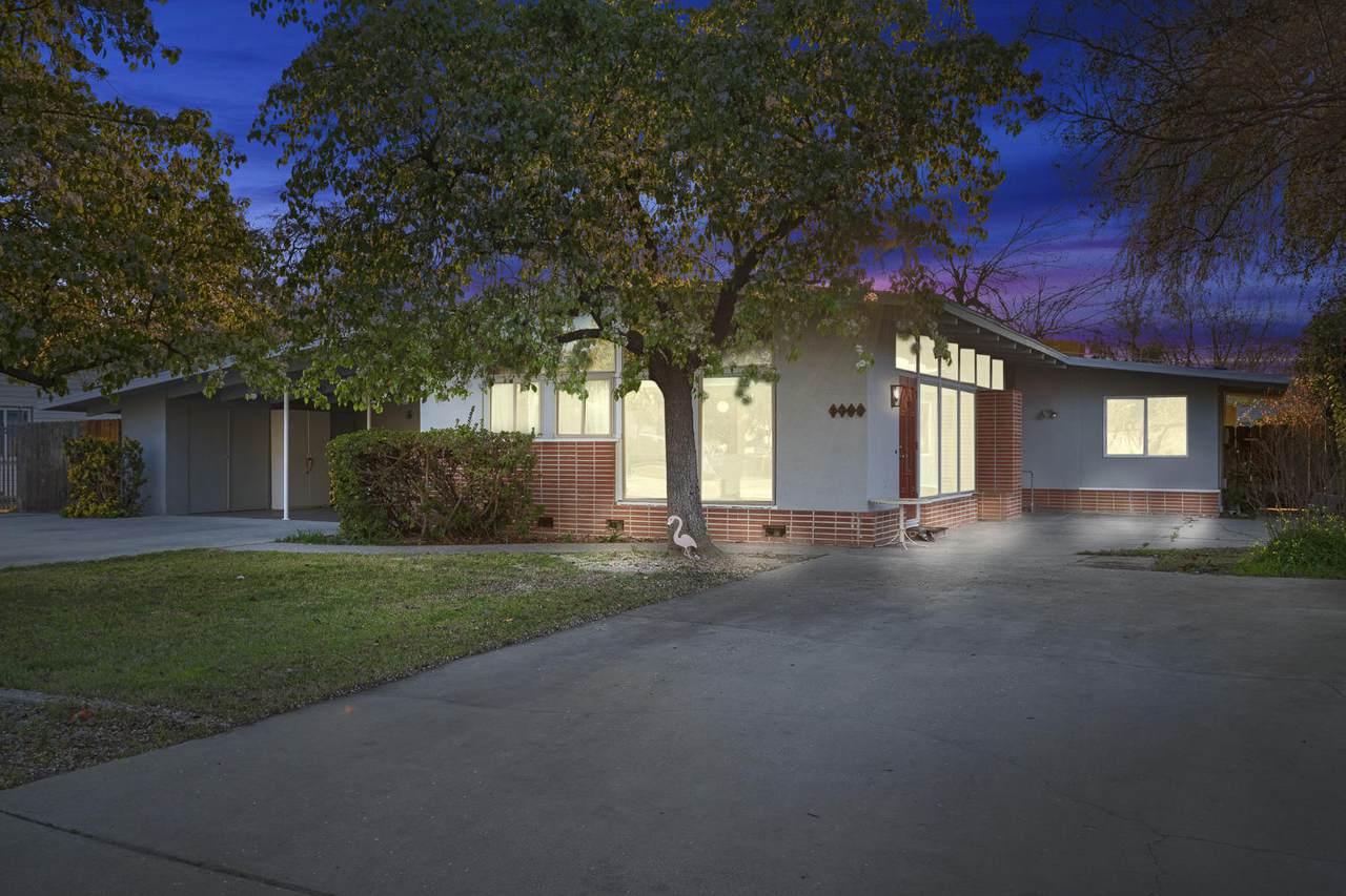 1703 Dollner Street - Photo 1