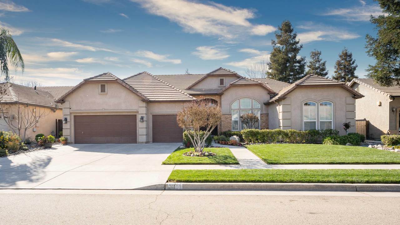 2011 Cottonwood Street - Photo 1