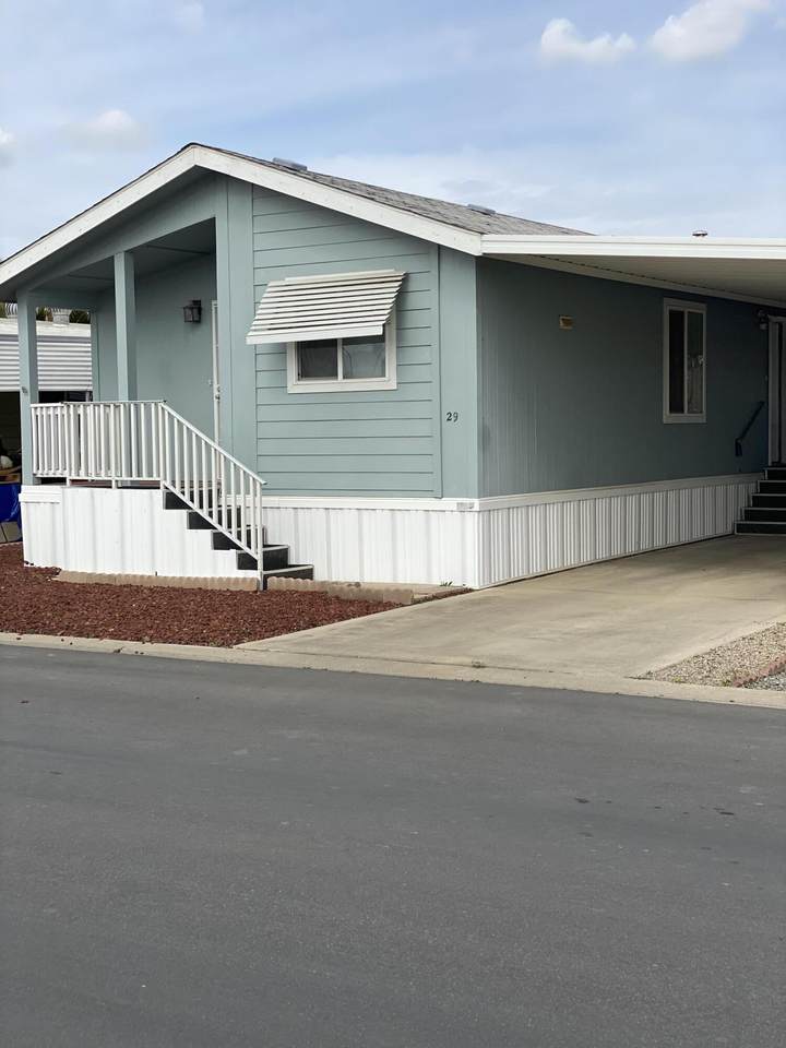 314 Albert Avenue - Photo 1