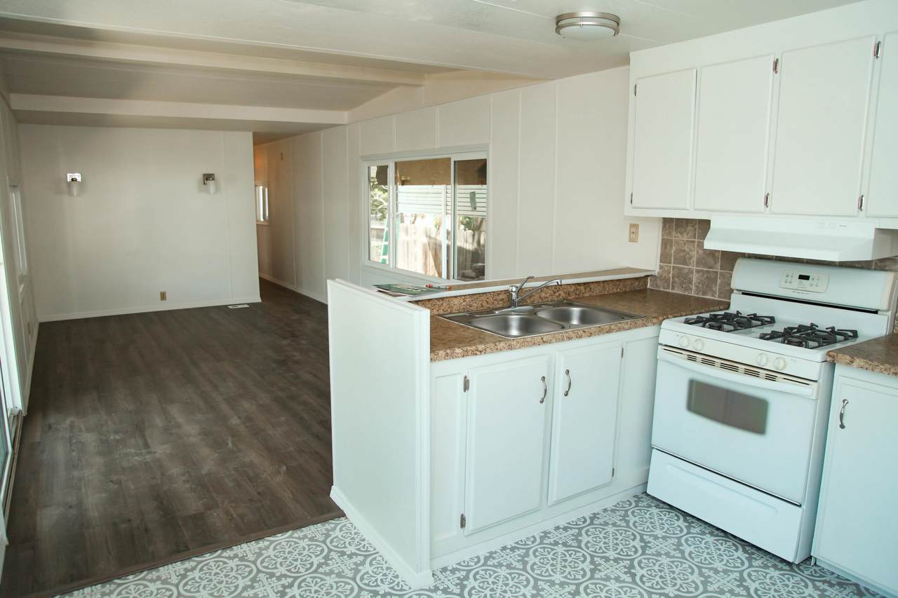 26814 Mooney Boulevard - Photo 1