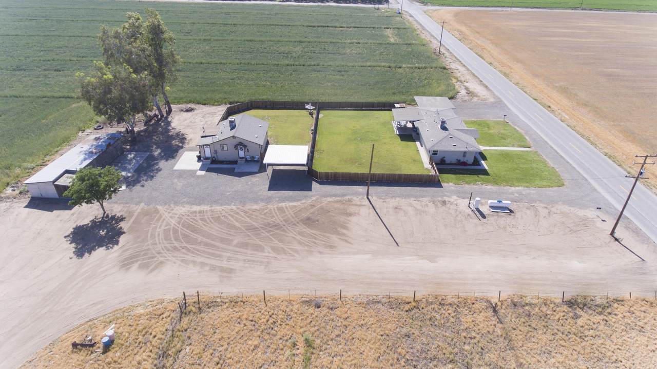 22849 Excelsior Avenue - Photo 1