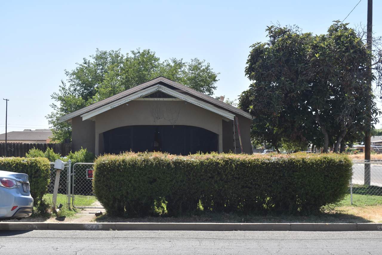 299 Pomegranate Street - Photo 1